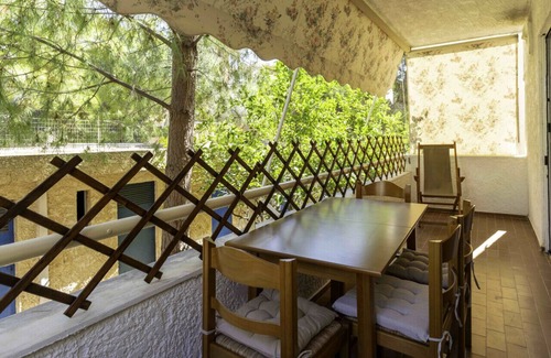 Saronida Apartment | Phaedrus Living: Saronida Seaside Flat