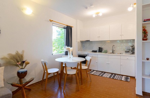 Saronida Apartment | Phaedrus Living Saronida Seaside Flat