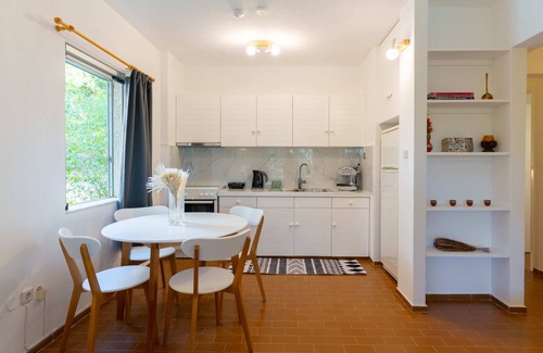 Saronida Apartment | Phaedrus Living Saronida Seaside Flat