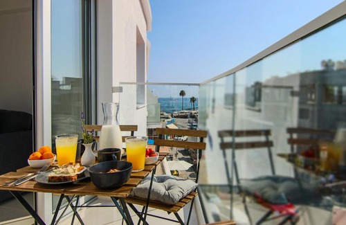 Paphos Apartment | Phaedrus Living: Seaside Luxury Flat Lighthouse 65