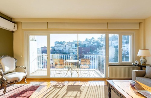 Rumeli Hisari Apartment | Phenomenal
