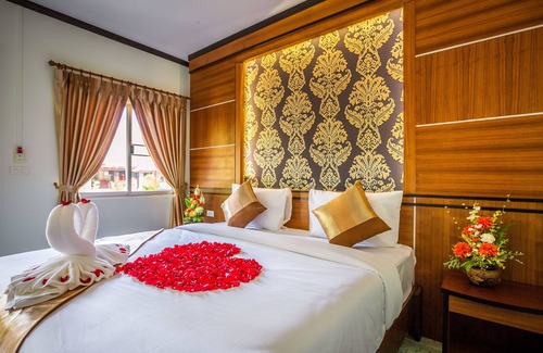 Ko Phi Phi Hotel | Phi Phi Andaman Beach Resort