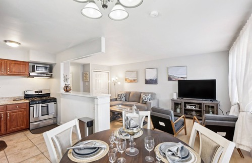 Trevose House | Philadelphia Vacation Rental Near Public Transit!