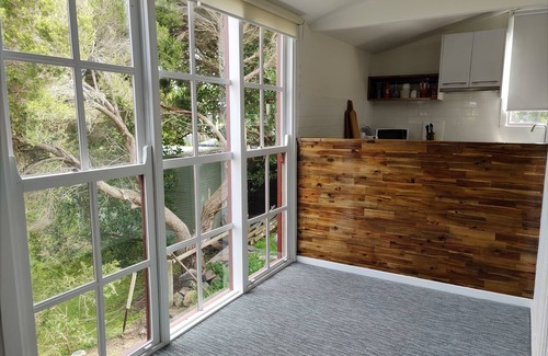 Smiths Beach Apartment | PHILLIP ISLAND Smiths Beachn2BR Fully Equip ApartmentnWalk 1min Beach 5min Track