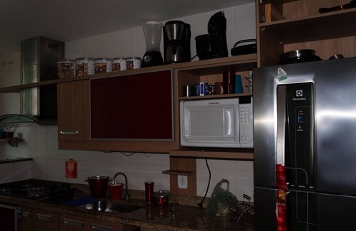 Prainha Apartment | Phoenix 409 IN CHARMING AND BELA PRAINHA AP 2QRT, 1 SUITE, AP THOUGHT P/SERVE WELL