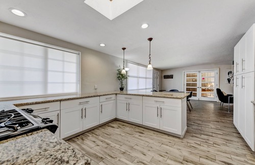 Camelback East House | Phoenix MId-Century Modern w/Pool and EV Charger!