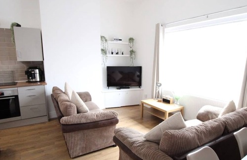 Fleetwood Apartment | Phoenix Rise Summary: