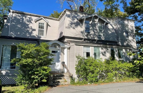 Bar Harbor Apartment | Physicians Flat - Heart of town between it all