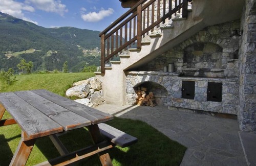 Valdisotto Apartment | Piatta: Delightful, cosy Chalet with extensive garden