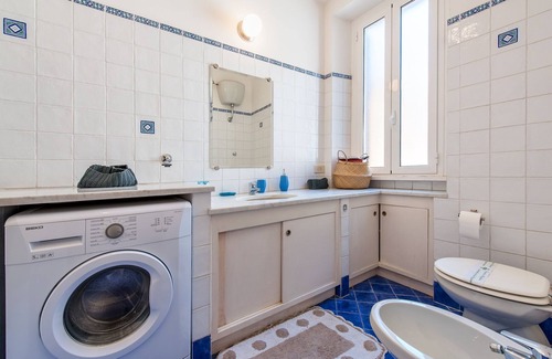 Rione II Trevi Apartment | Piazza di Spagna · Apartment near Spanish Steps and Trevi Fountain