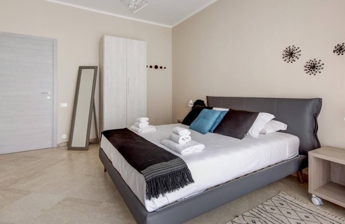 Alba Apartment | Piazza Garibaldi in Alba