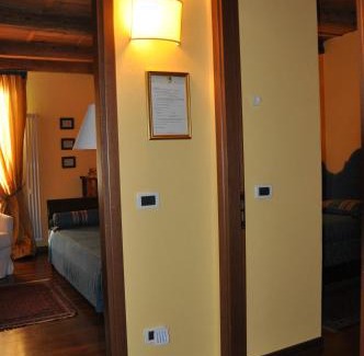 Addizione Erculea Bed & Breakfast | Piazza Nova Guest House