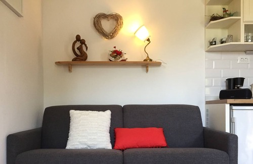 Gata House | Piccolina - Romantic Getaway - Where the Mountains and River Meet the Sea
