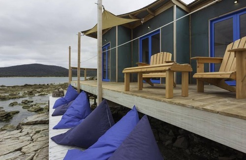 Coles Bay House | Picnic Island, Freycinet, Tasmania.