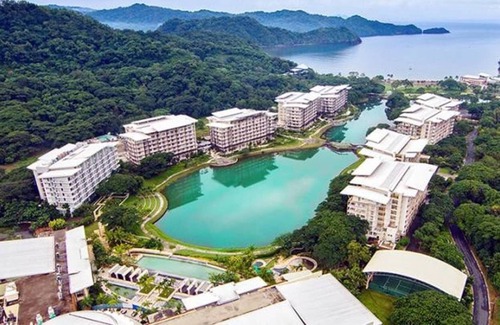 Nasugbu Apartment | Pico de Loro Beach and Country Club 3brPentJacBrig