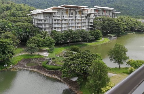 Nasugbu House | Pico de Loro Beach & Country Club MirandaPenthouse