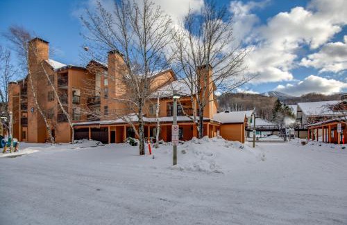 Killington House | Pico Mountain Condo C-307 - 1 BR, 1BA Steps to Pico Ski Slopes, Bus to Killington