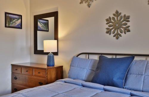 Killington House | Pico Mountain Condo C-307 - 1 BR, 1BA Steps to Pico Ski Slopes, Bus to Killington