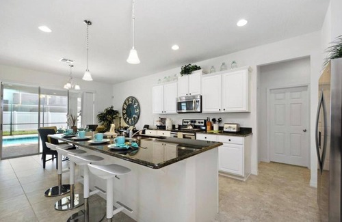 West Haven Villa | Picture Relaxing in Your Orlando Villa 1006