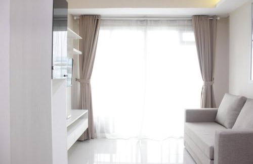 Cimahi Apartment | Picturesque 2BR Apartment at Gateway Pasteur near Exit Toll By Travelio
