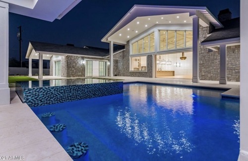 Camelback East House | Picturesque Camelback Mountain Views- Guest House Prívate Entrance