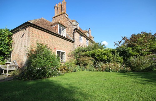 Ash Cottage | Picturesque cottage for two in the Kent countryside - Moat Farm Cottage