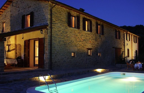 Modigliana House | Picturesque holiday home in Modigliana with shared pool