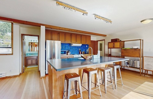 Sea Ranch House | Picturesque Home w/Ocean Views & Shared Amenities-Close to Hiking Trails & Beach