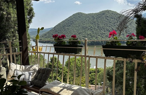 Piediluco Villa | [PIEDILUCO ★ ★ ★ ★ ★]Elegant villa with garden