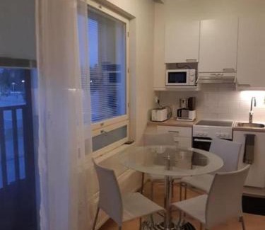 Pori Apartment | Pieni moderni saunallinen kaksio keskustan lähellä
