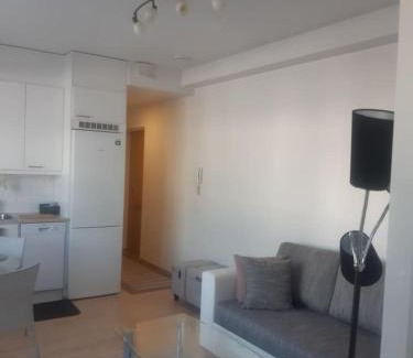 Pori Apartment | Pieni moderni saunallinen kaksio keskustan lähellä