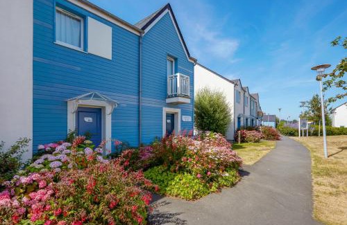 Courseulles-sur-Mer Apartment | Pierre & Vacances Résidence Le Chant des Oiseaux