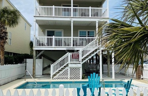 Surfside Beach House | Pierview by RedAwning
