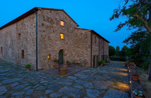 Lustignano Villa | Pieve di San Giovanni 10, Emma Villas