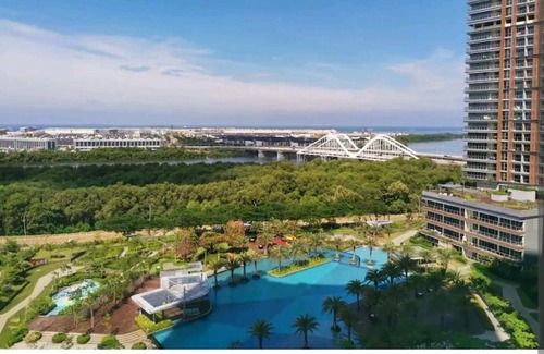 Pantai Indah Kapuk Apartment | PIK Family Suite Amazing View 3 Bed Room Fast Wifi
