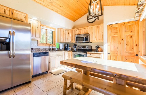 Woodland Park Cabin | Pikes Peak Ranch - Elk Ridge Cabin
