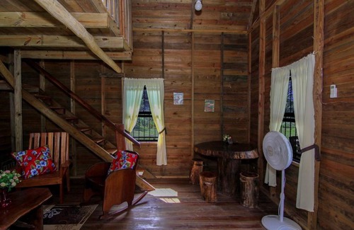 Santa Elena House | Pilgrims Paradise Cabin 2