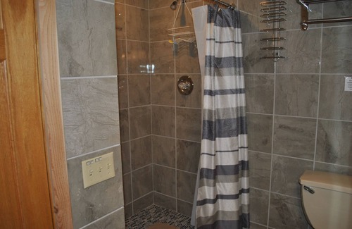 Bayfield Bed & Breakfast | Pilot House B & B Bayfield "Crew's Quarters" Sleeps 2, private bath with shower.
