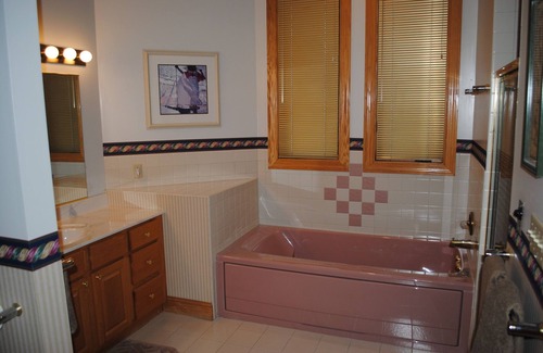 Bayfield Bed & Breakfast | Pilot House B & B Sleeps 4 in same room. King Bed & Queen Sofa Sleeper.