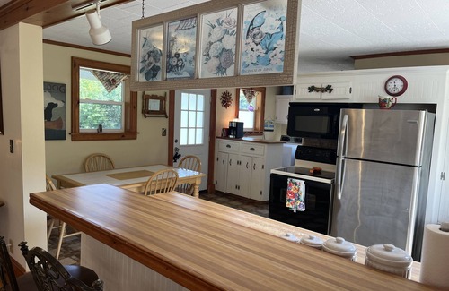 Oneonta House | Pindar's Pond - Private Pond ~ fenced in yard!
