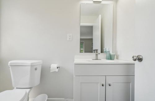 Newark Apartment | Pine Brook 908 I Lovely 2bd Spacious Apartment