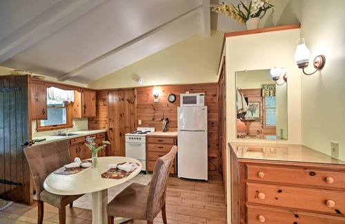Fish Creek Cottage | 'Pine Cottage' Duplex w/Deck: Walk to State Park!