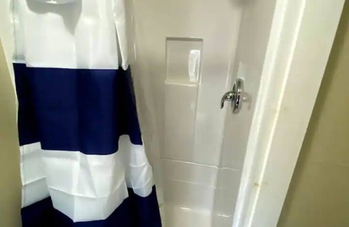 Lincolnville Cottage | Pine Grove Cottages : Cottage 6 - Studio Cottage - Pet Friendly