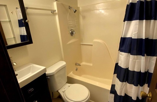 Lincolnville Cabin | Pine Grove Cottages: Cottage 9 - Pet Friendly