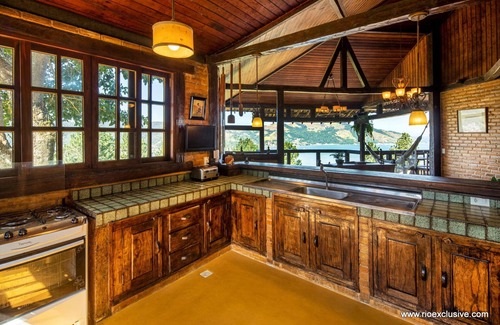 Conceicao de Jacarei House | 🌲Pine Hills Exclusive🌲 Swimming Pool View 360 Sea