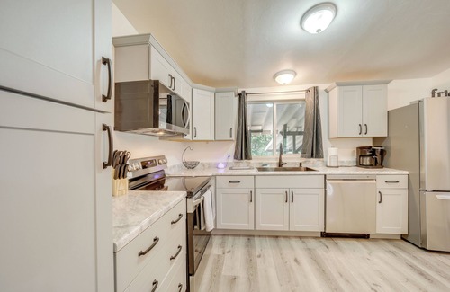 Pine House | Pine Home w/Decks & Grill < 1 Mi to Downtown!