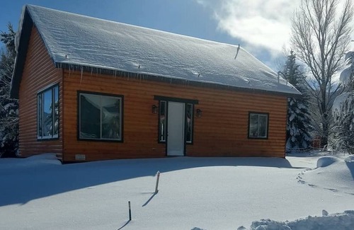 Pine Valley House | Pine Valley Getaway (New Home)