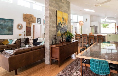 Port Douglas House | Pineapple Pete's Beach House | laid back luxury