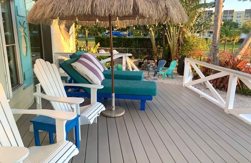 Tavernier House | Pineapple Point pet friendly paradise Islamoradann