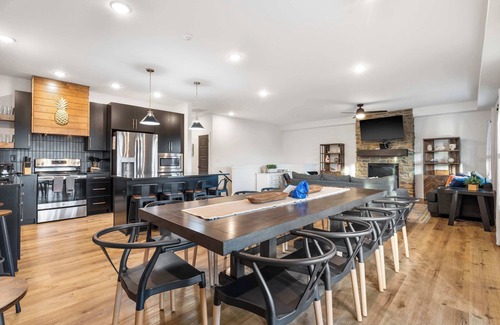 Hollister House | Pineapple Shores - Stay for 14